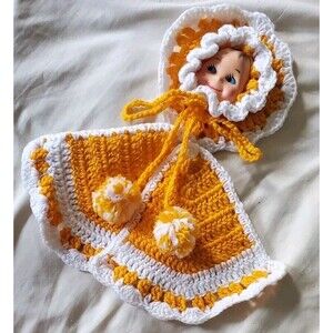 Vtg Doll Face Crochet Potholders Hot Pads Hanging Wall Decor Yellow White Yarn